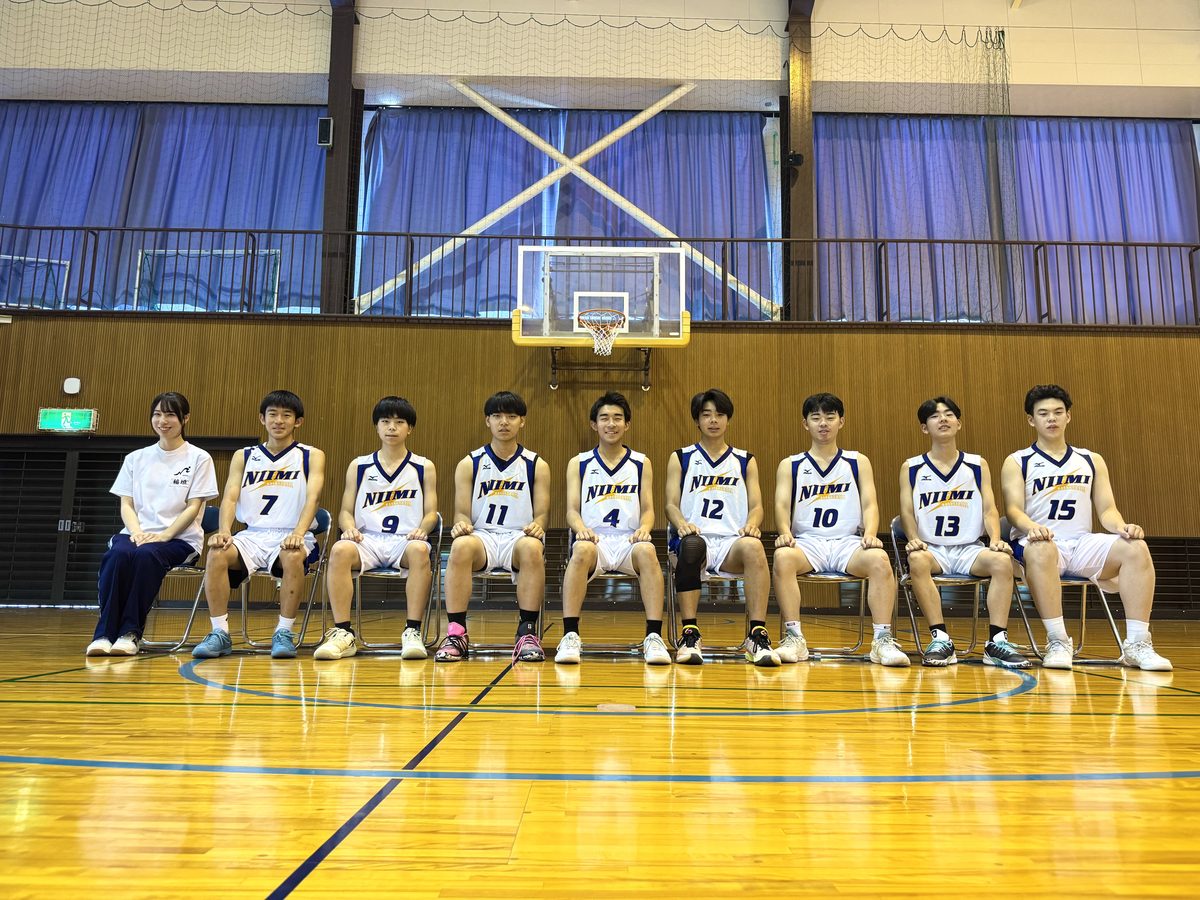 岡山県立新見高等学校 チーム写真