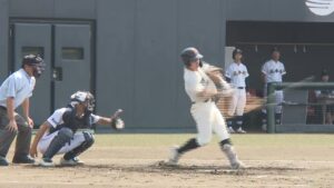 尽誠学園の4番・小寺が先制3ランホームラン　三本松を下し準決勝に進出 【夏の高校野球 香川大会】20日