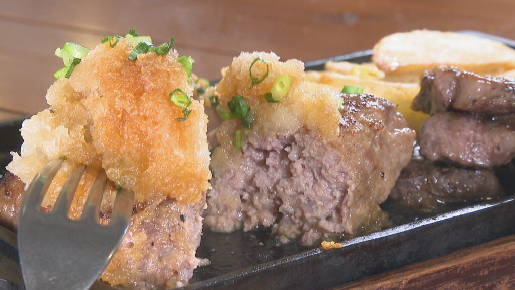 豪快肉グルメで夏バテ解消！ゆずポン酢でさっぱりなハンバーグ　鉄板からはみ出るアメリカンなステーキも　香川【ほっとマルシェ】