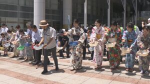 「地球を冷やせ！」厳しい暑さ続く中　高松市で恒例の打ち水大作戦