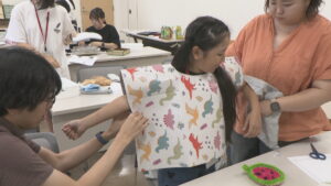 親子で防災意識を高めるイベント　筆記試験と日用品を使った防災グッズ作りに挑戦　岡山市