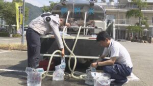 「まっ茶色で飲むのは無理」香川・三豊市の約2300世帯で断水　市が給水車を配備　水道企業団が原因調査