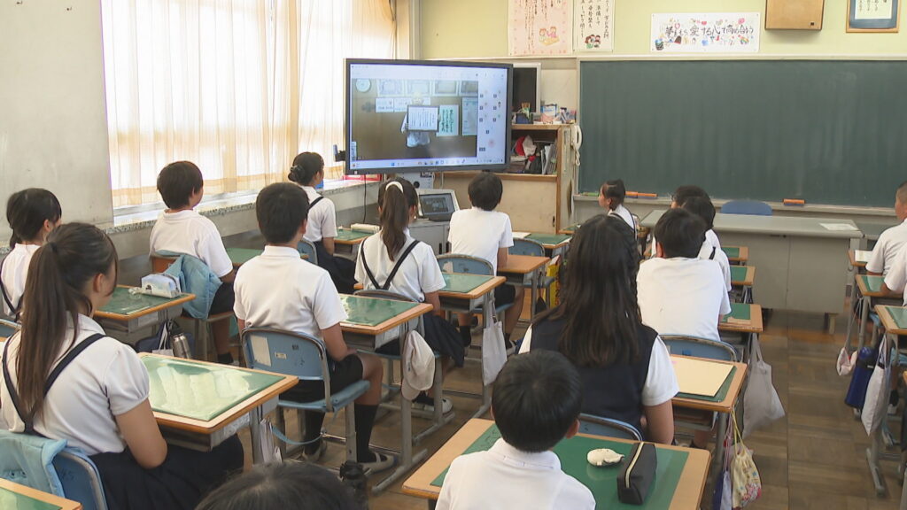 18日から夏休み！高松市の小学校で終業式「めっちゃ楽しみ」　熱中症対策も踏まえ教室で実施
