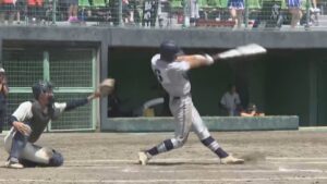 亡き父へ届け…プロ注目・高橋一稀を擁する大手前高松　高松東に勝利で初戦突破【甲子園へのキセキ】
