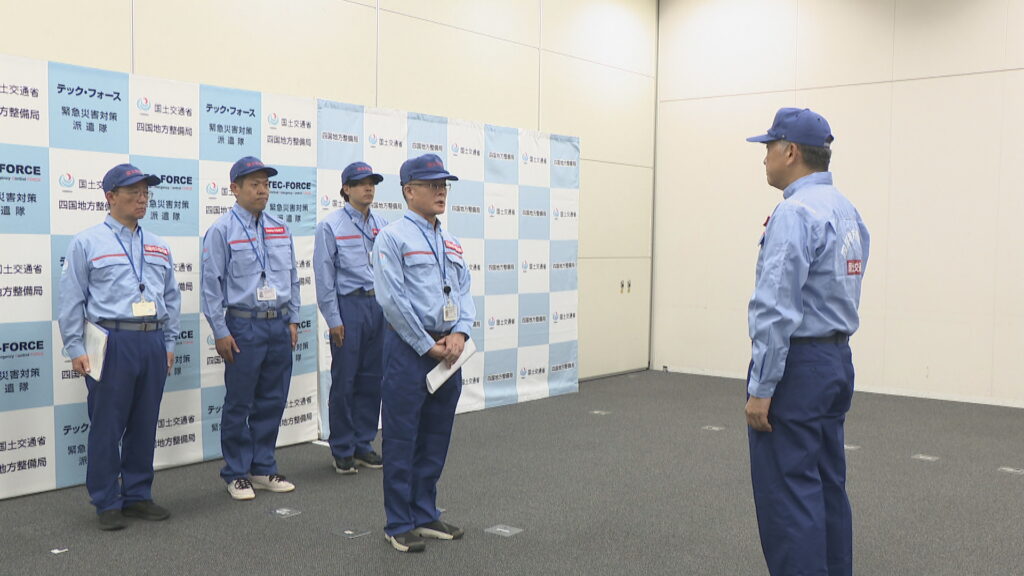 四国地方整備局　被災地支援へ「TECーFORCE」派遣　現地の状況を調査し必要な支援確認【熊本で最大震度7】