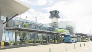 高松空港の利用者増加へ議論　二次交通の課題解決目指しワーキンググループを新設へ
