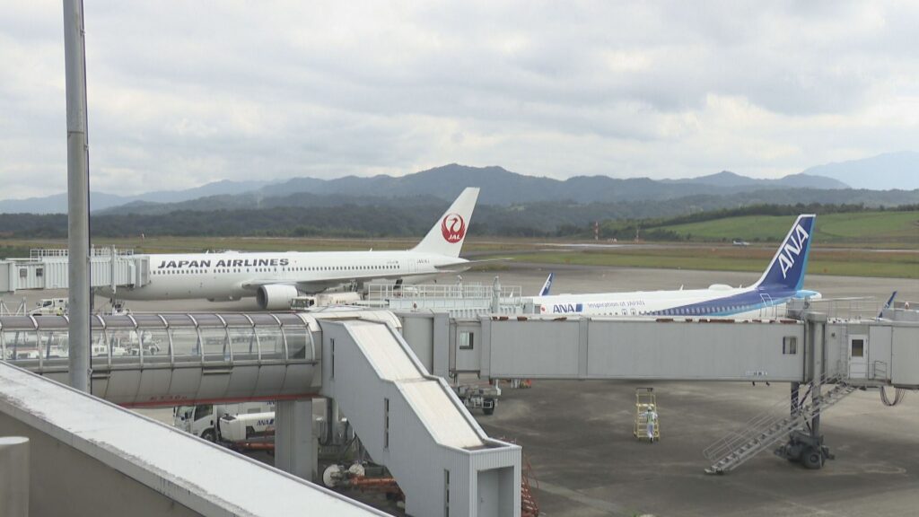 お盆期間　高松と東京を結ぶ空の便の搭乗率は前年を下回る　連休が分散した曜日配列の影響か
