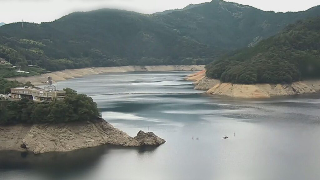 第3次取水制限入りも視野に 早明浦ダムの貯水率低下続く 12日午後3時現在46.0%