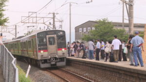 毎年2日だけ…「日本一営業日が短いJR駅」開設　鉄道ファンも集まる　香川・三豊市