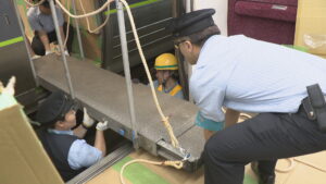 瀬戸大橋で列車が立ち往生した想定　JR四国が非常時の乗客対応訓練