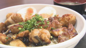 甘辛だれでご飯がすすむ！鶏肉とネギのガッツリ系どんぶり　ド迫力なトロトロ角煮丼も　香川【ほっとマルシェ】