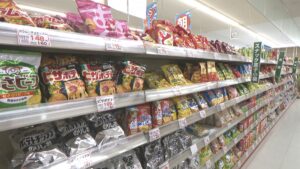 おやつや日用品など　10月から値上げで家計直撃　最低賃金引き上げで値上げの波はこの先も…
