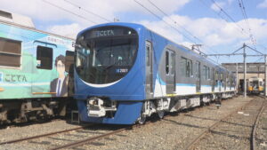 ことでん　66年ぶりの新型車両「2000形」をお披露目　10月1日デビューへ　高松市