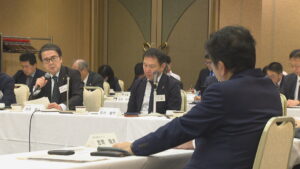 香川の企業経営者と池田知事らが意見交換　中小企業の現状を共有