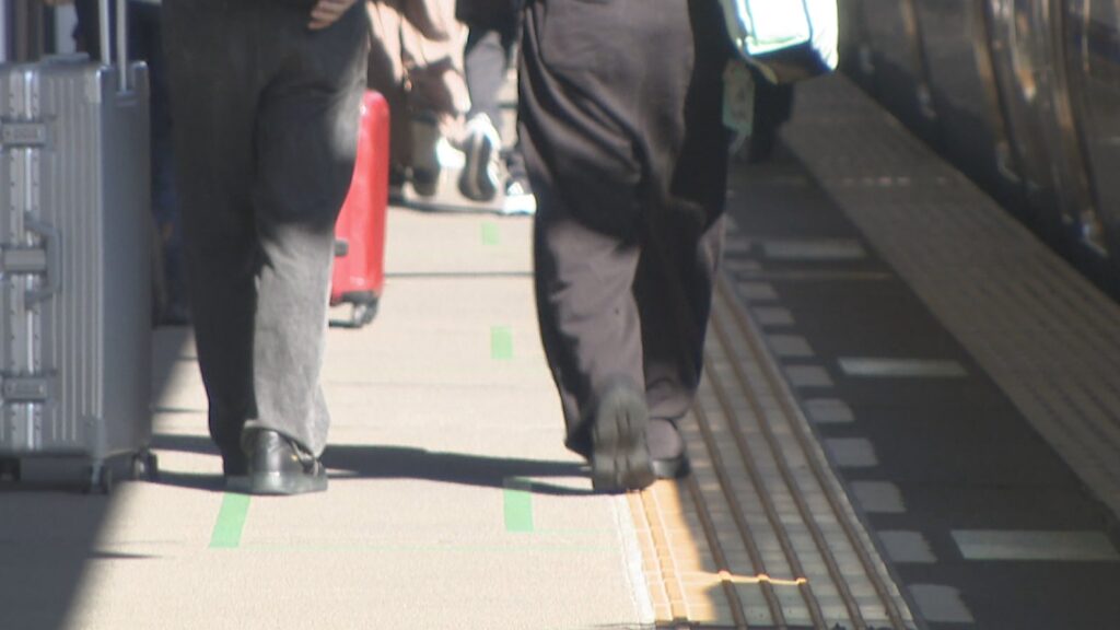 財布や傘、ワイヤレスイヤホン…年間4万点の忘れ物が届くJR四国 返却率を上げるため導入した新サービスとは
