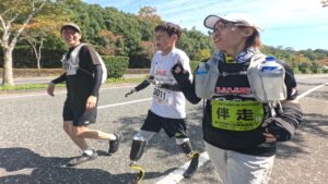 致死率40％…突然の病による四肢切断から約1年　39歳男性が10kmランを完走「ほんとに走ってるんだと思うと涙が」　岡山