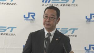 作業員が列車接近で急遽待避した事案受け　JR岡山支社長が対策示す