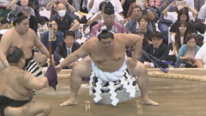 横綱や地元力士の熱戦に声援！大相撲秋巡業「岡山場所」に約7000人のファン