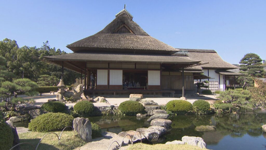 お殿様の気分!岡山後楽園で秋の「延養亭」特別公開 岡山市