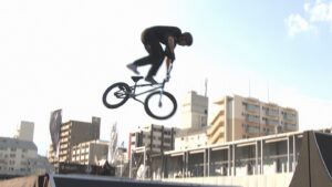 BMX・中村輪夢(24)が前人未到の全日本8連覇達成「まだ負けずにいられてよかった」　岡山市