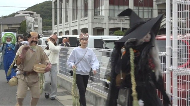 【10/31】仮装コンテストやお菓子配りなど 「小豆島ハロウィンin迷路のまち2026」 香川