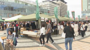 食欲の秋を満喫！四国四県から自慢のグルメが集合　鉄道フェスタも同時開催　JR高松駅前