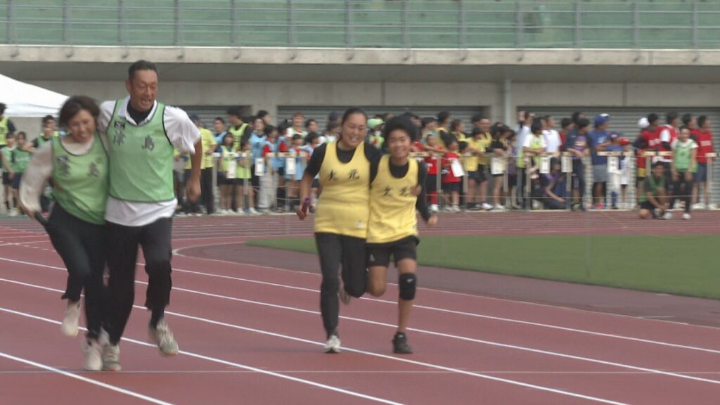 12日はスポーツの日 毎年恒例の「岡山市民体育大会」開催 学区対抗で大縄跳びやリレーなど